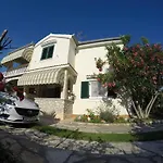 Veronika Appartement *