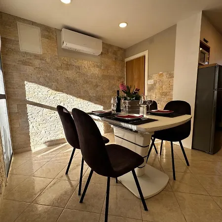 Apartment Veronika Vrsi