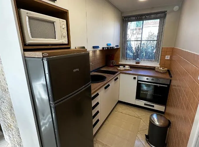 Apartment Veronika Vrsi