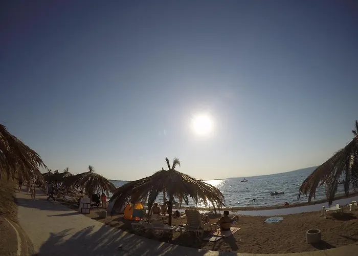 Veronika Apartment *